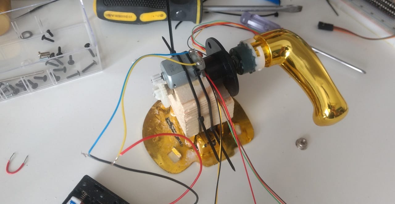 The motor mechanism mounted in place.