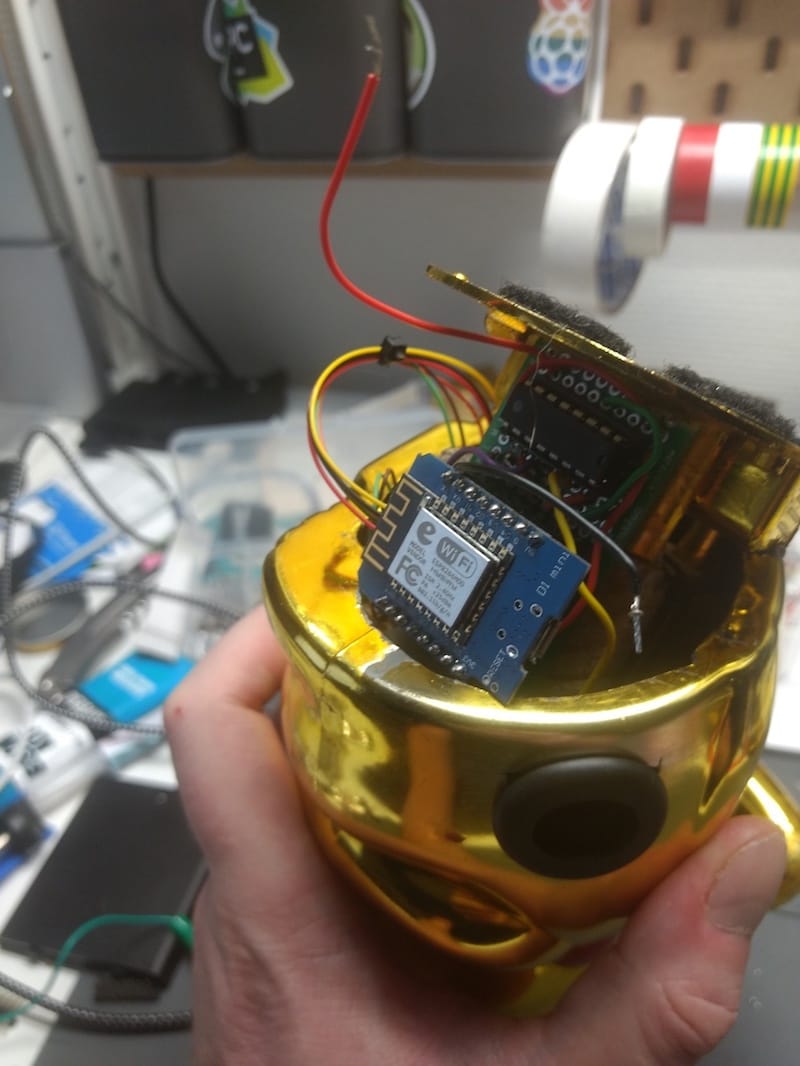 The board doesn't fit in the hole.